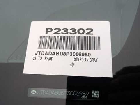 Used 2023 Toyota Prius Limited image 37