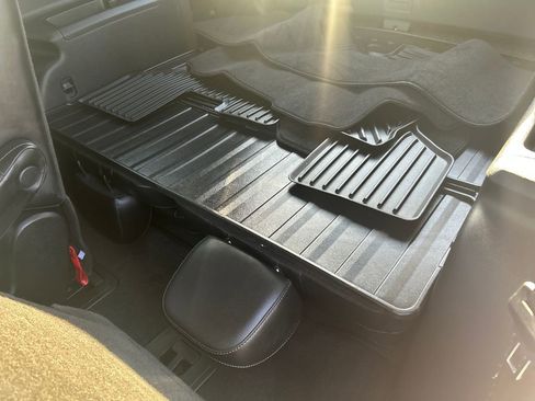 Used 2023 Kia Sorento SX image 28