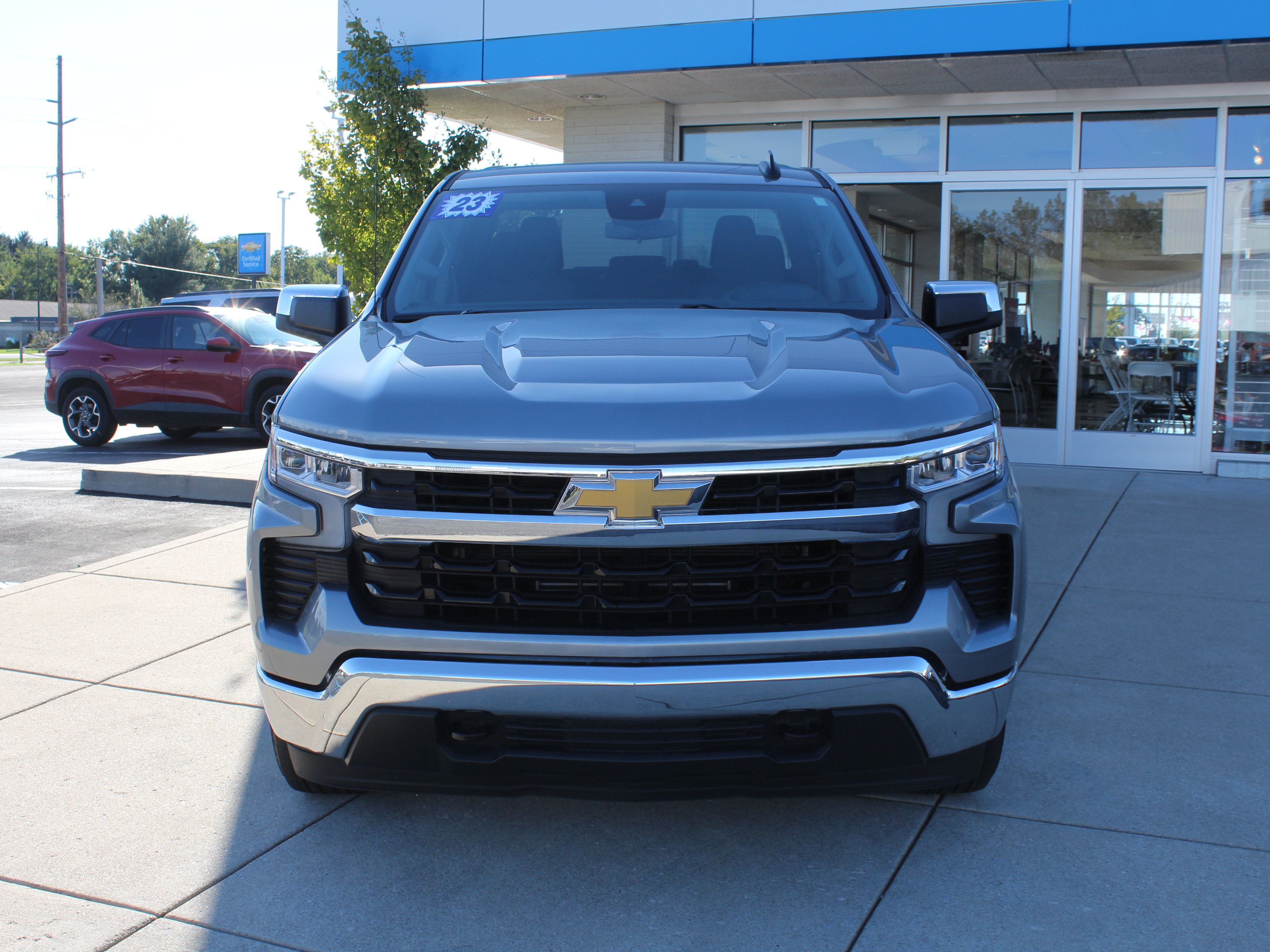 Used 2023 Chevrolet Silverado 1500 LT AWD/4WD image 11