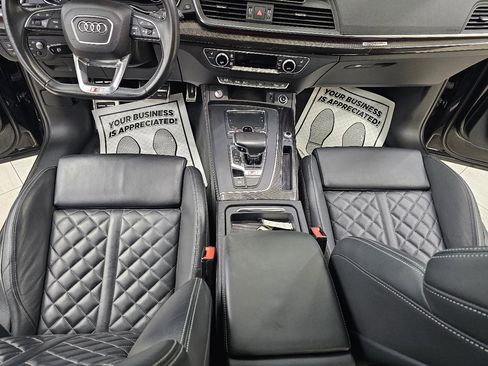 Used 2018 Audi SQ5 Prestige w/ Prestige Package image 30