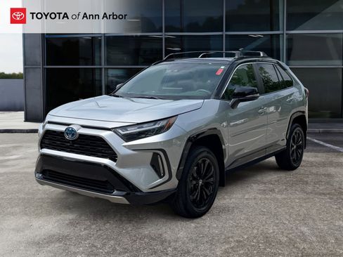 Used 2024 Toyota RAV4 XSE w/ Advanced Technology Package AWD/4WD image 9
