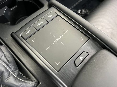 Used 2021 Lexus ES 300h w/ Accessory Package FWD image 29