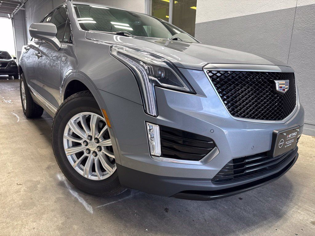 Used 2020 Cadillac XT5 Sportv AWD/4WD image 2