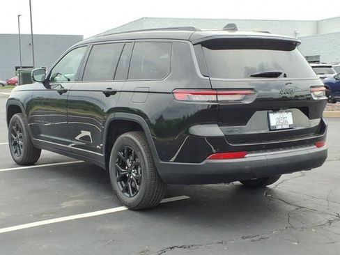 New 2026 Jeep Grand Cherokee L 4WD image 4