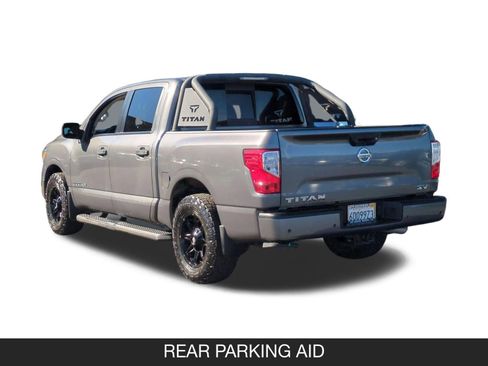 Used 2021 Nissan Titan SV w/ Accessory Utility Package image 7