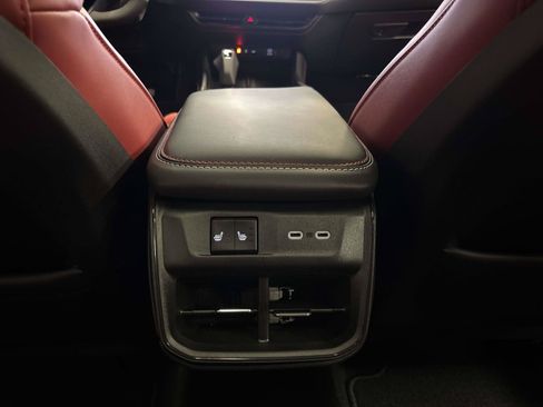 New 2026 Dodge Charger R/T AWD/4WD image 7