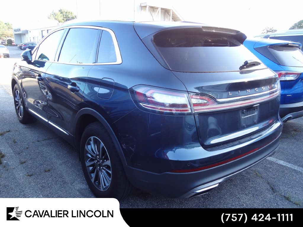Used 2023 Lincoln Nautilus Reserve AWD/4WD image 4