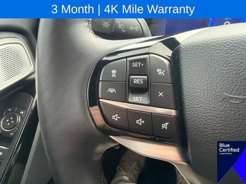 Used 2022 Ford Explorer Platinum w/ Equipment Group 601A AWD/4WD image 54
