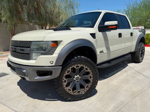 Used 2014 Ford F150 Raptor w/ Equipment Group 801A Luxury AWD/4WD image 14