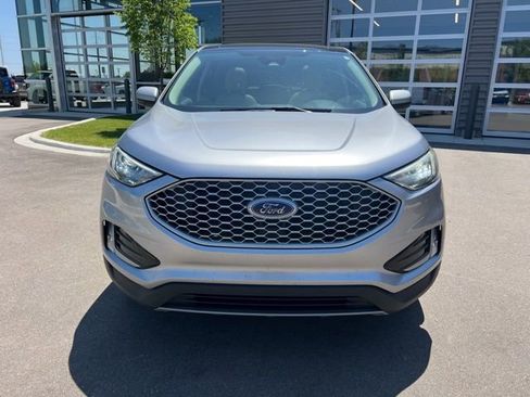 Used 2023 Ford Edge SEL w/ Convenience Package AWD/4WD image 2
