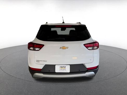 Used 2025 Chevrolet TrailBlazer LT w/ Driver Confidence Package image 16