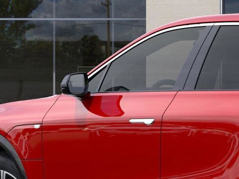 New 2026 Cadillac Lyriq Luxury image 24