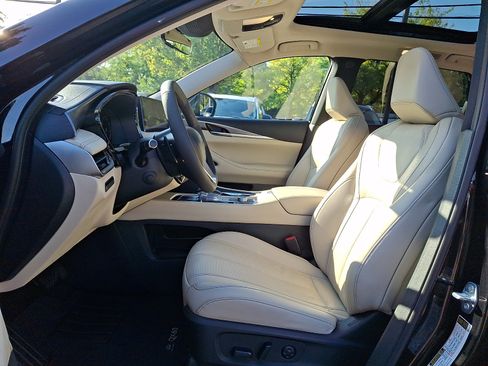 Certified 2023 INFINITI QX60 Luxe AWD/4WD image 14