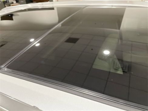 Used 2025 Cadillac XT5 Premium Luxury w/ Technology Package image 11