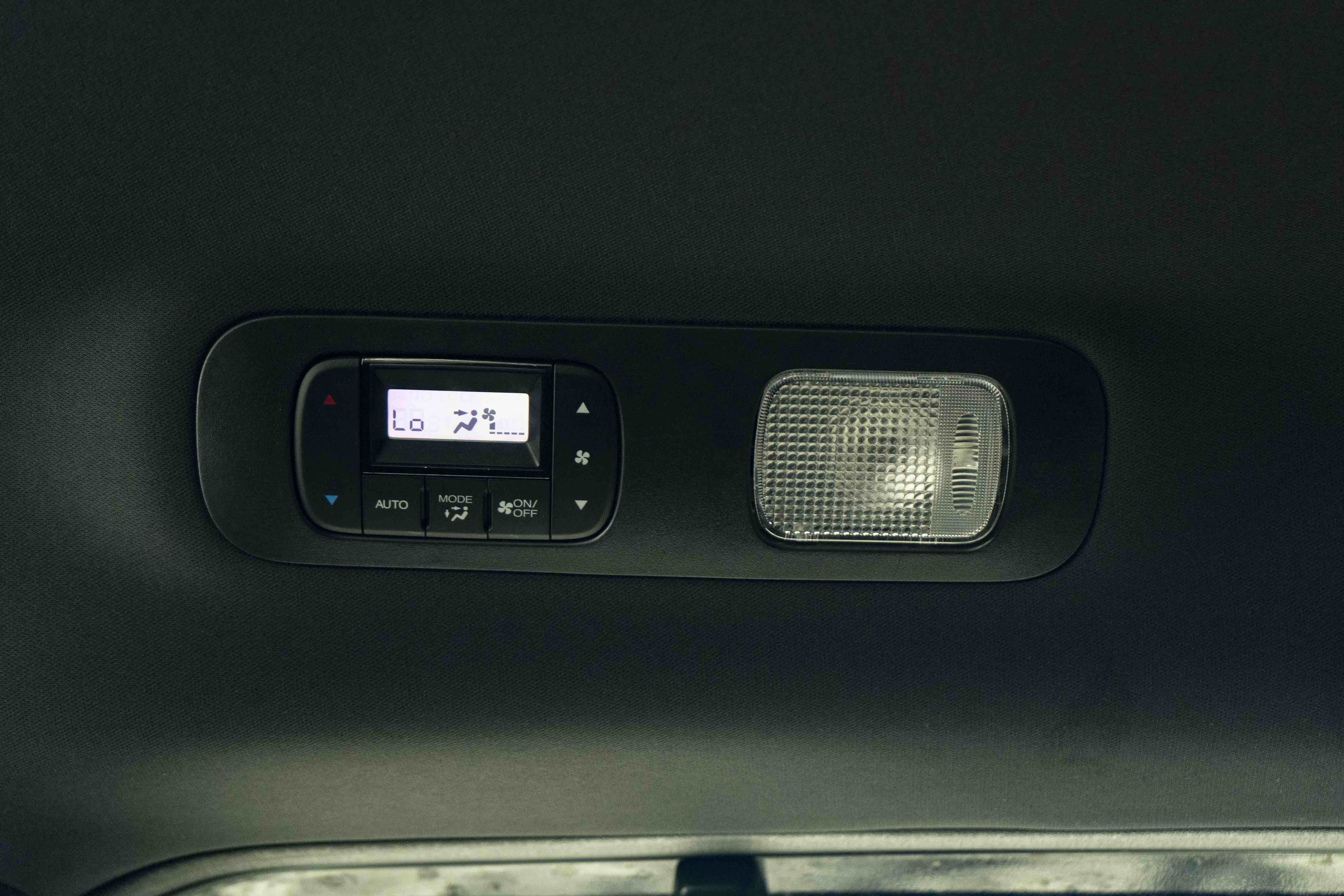 Used 2025 Honda Odyssey Sport-L image 41
