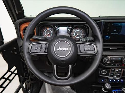 Used 2026 Jeep Wrangler Unlimited Sport image 29