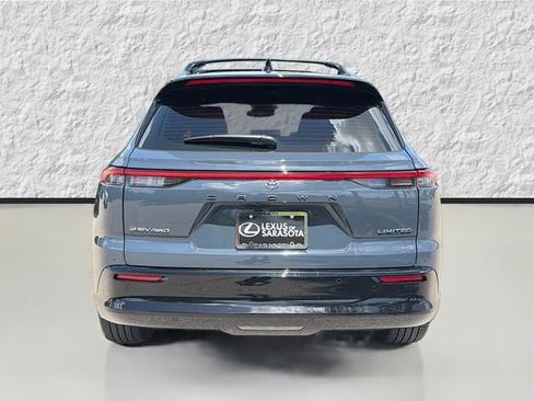 Used 2026 Toyota Crown Signia w/ Advanced Technology Package image 4