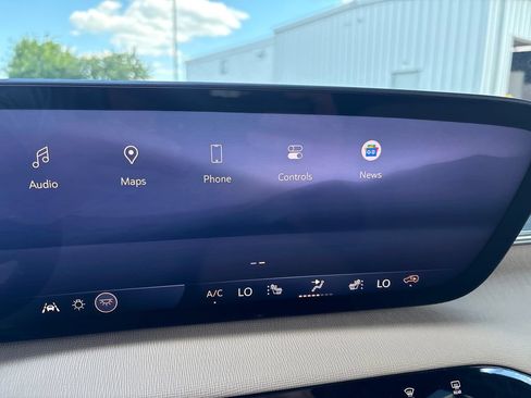 New 2026 Buick Enclave Preferred w/ Power Package FWD image 29