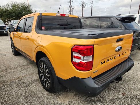 Used 2022 Ford Maverick Lariat w/ Lariat Luxury Package image 4