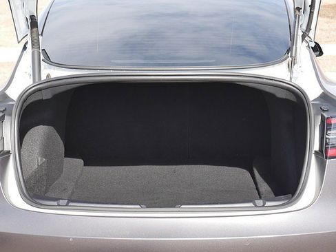 Used 2021 Tesla Model 3 Long Range image 41