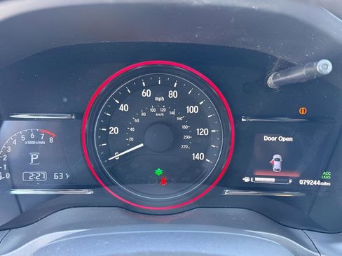 Used 2022 Honda HR-V EX image 8