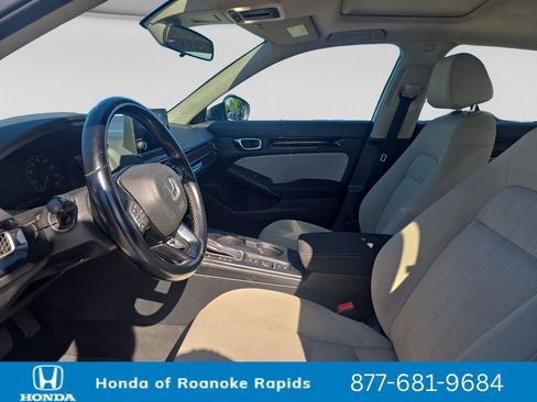 Used 2022 Honda Civic EX image 10