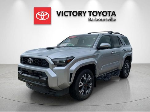 Used 2025 Toyota 4Runner TRD Sport Premium AWD/4WD image 1