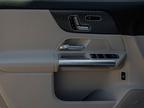 New 2026 Mercedes-Benz GLA 250 4MATIC image 20
