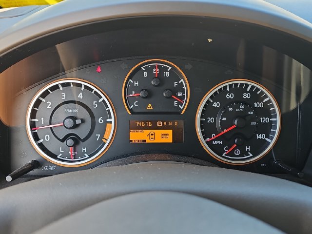 Used 2012 Nissan Titan SV w/ SV Value Truck Pkg RWD image 19