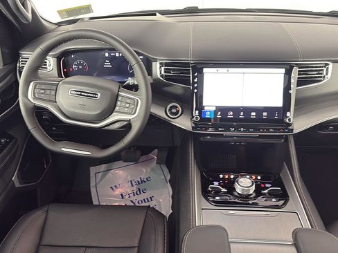 New 2026 Jeep Grand Wagoneer Limited image 8