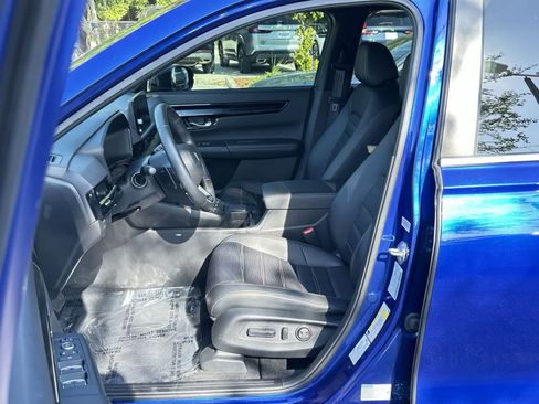 Used 2024 Honda CR-V Sport Touring image 2