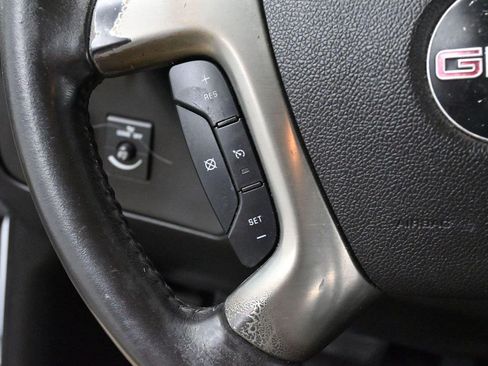 Used 2018 GMC Savana 2500 w/ Enhanced Convenience Package RWD image 20