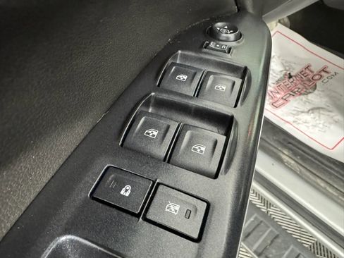 Used 2016 GMC Canyon SLT w/ Driver Alert Package AWD/4WD image 37