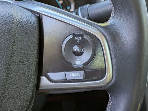 Used 2018 Honda Civic EX-L image 25