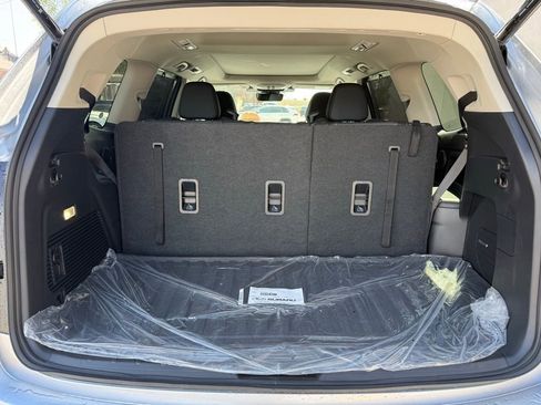 New 2026 Subaru Ascent Limited image 32