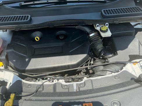 Certified 2019 Ford Escape Titanium FWD image 25