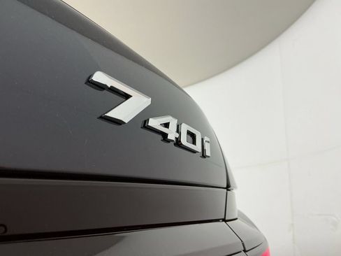 New 2026 BMW 740i RWD image 7