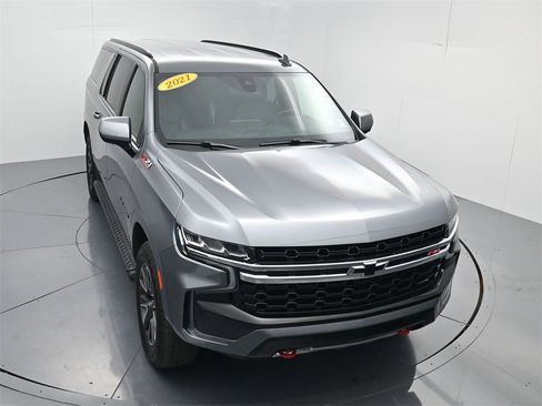 Used 2021 Chevrolet Suburban Z71 w/ Max Trailering Package image 43