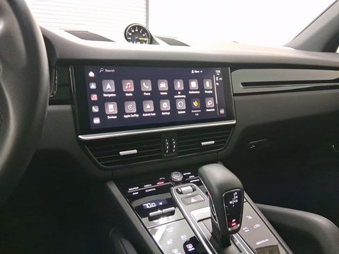 Used 2023 Porsche Cayenne E-Hybrid image 26