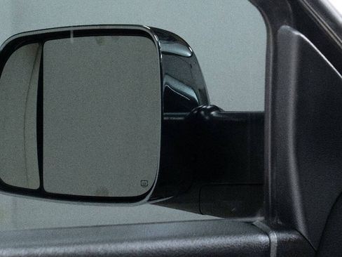 Used 2016 RAM 3500 Laramie AWD/4WD image 12