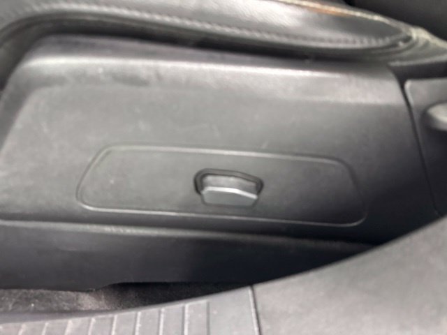Used 2017 Jeep Compass Latitude AWD/4WD image 17