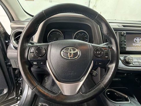 Certified 2018 Toyota RAV4 XLE w/ Carpet Mat Package AWD/4WD image 16
