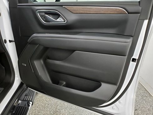 Used 2022 Chevrolet Tahoe High Country image 21