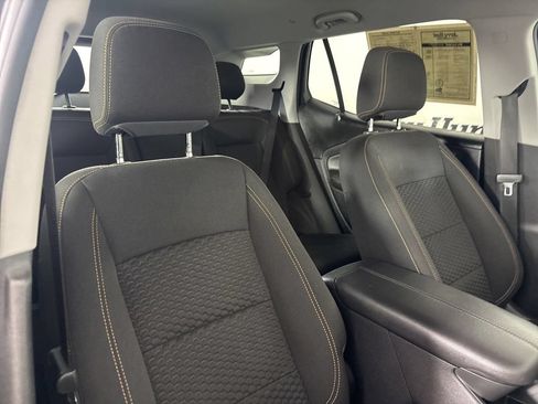 Used 2021 GMC Terrain SLE w/ Driver Convenience Package AWD/4WD image 28