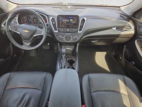 Used 2024 Chevrolet Malibu LT image 14