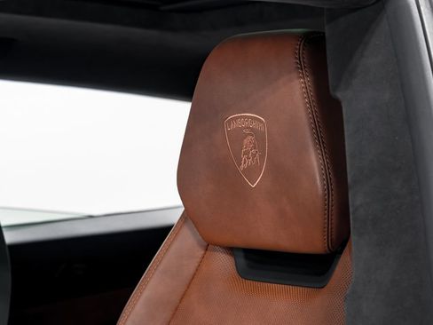 Used 2023 Lamborghini Urus S AWD/4WD image 21