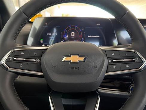 New 2026 Chevrolet Equinox LT w/ Convenience Package II FWD image 27