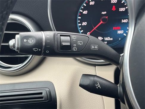 Used 2022 Mercedes-Benz GLC 300 image 30