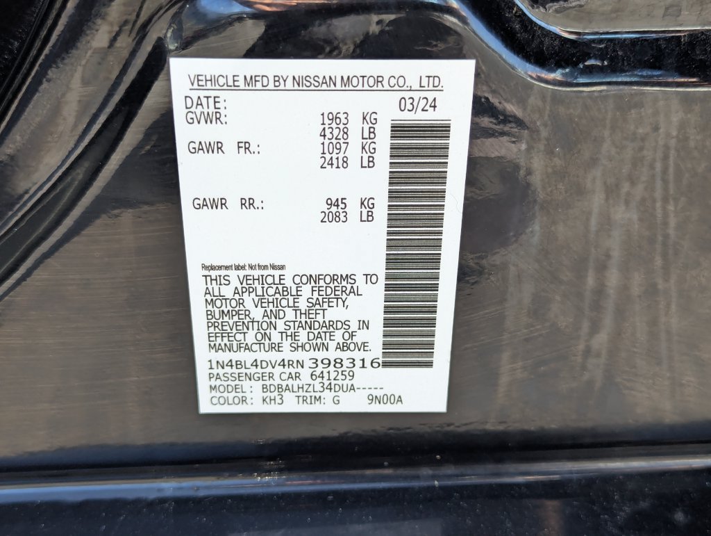 Used 2024 Nissan Altima 2.5 SV FWD image 34
