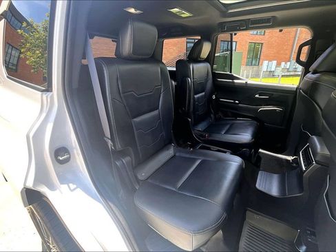 Used 2025 Lexus GX 550 w/ Accessory Package (Z1) AWD/4WD image 38